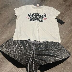 Victoria Secret Fashion Show 2018 Pajamas Set